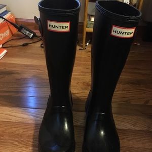 Black Hunter Boots